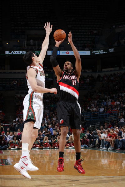 也赋予了穿 也赋予了穿